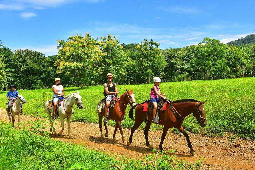 Costa Rica Horseback Riding